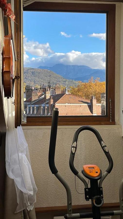Cosy And Calm In Grenoble City Heart With Free And Large Parking Q-Park Chavant Екстериор снимка